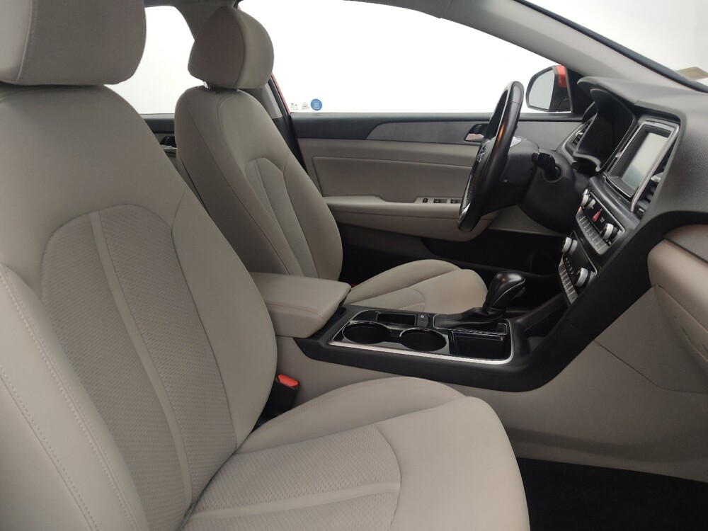 2019 Hyundai Sonata in Orlando, FL 32808 - 18130580 21
