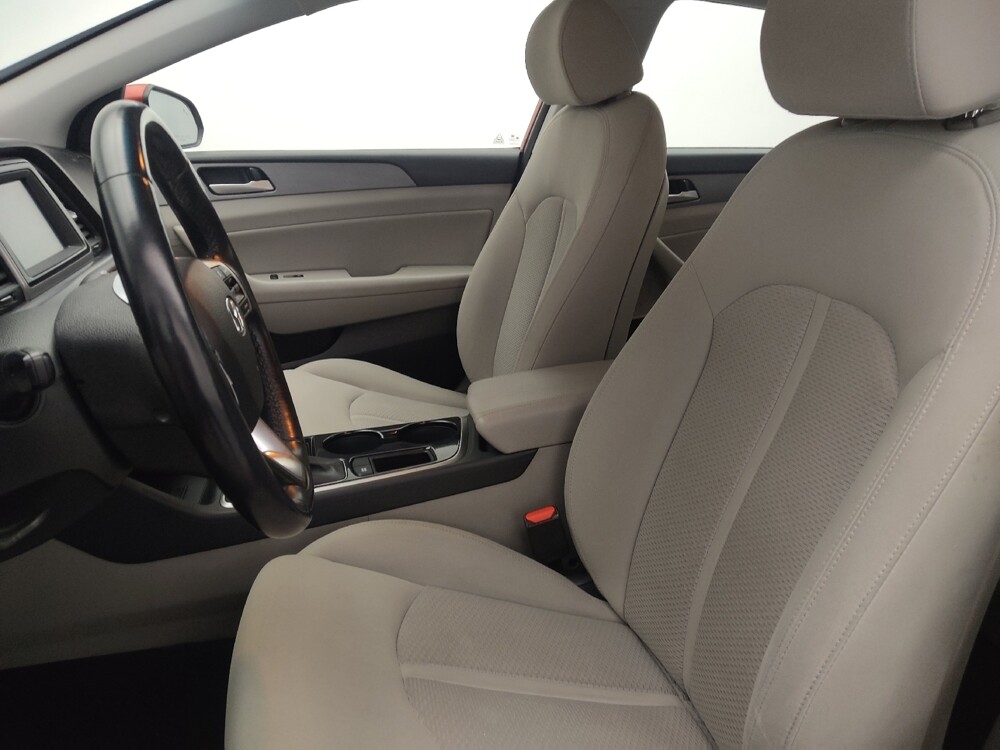 2019 Hyundai Sonata in Orlando, FL 32808 - 18130580 17