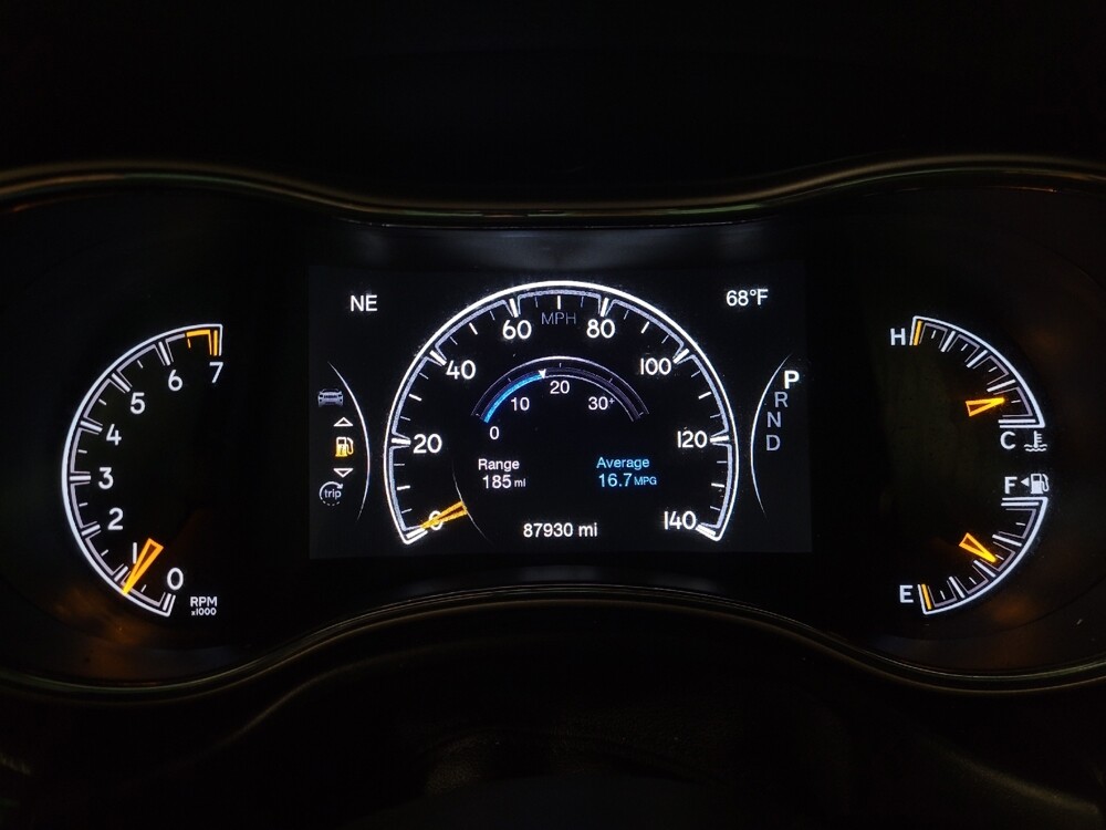 2016 Jeep Grand Cherokee in Jacksonville, FL 32210 - 18130587 23