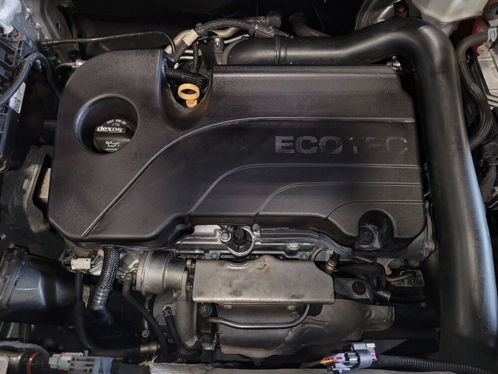 2018 Chevrolet Equinox in Mobile, AL 36606 - 18130588 30