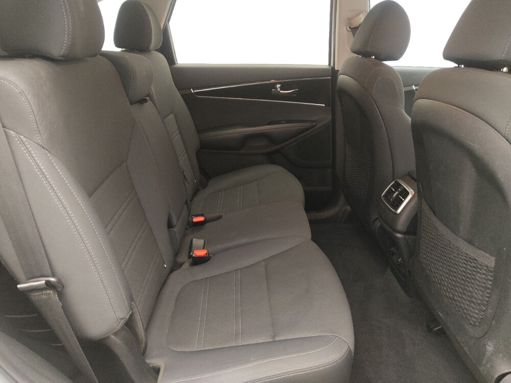 2020 Kia Sorento in Sanford, FL 32773 - 18130589 19