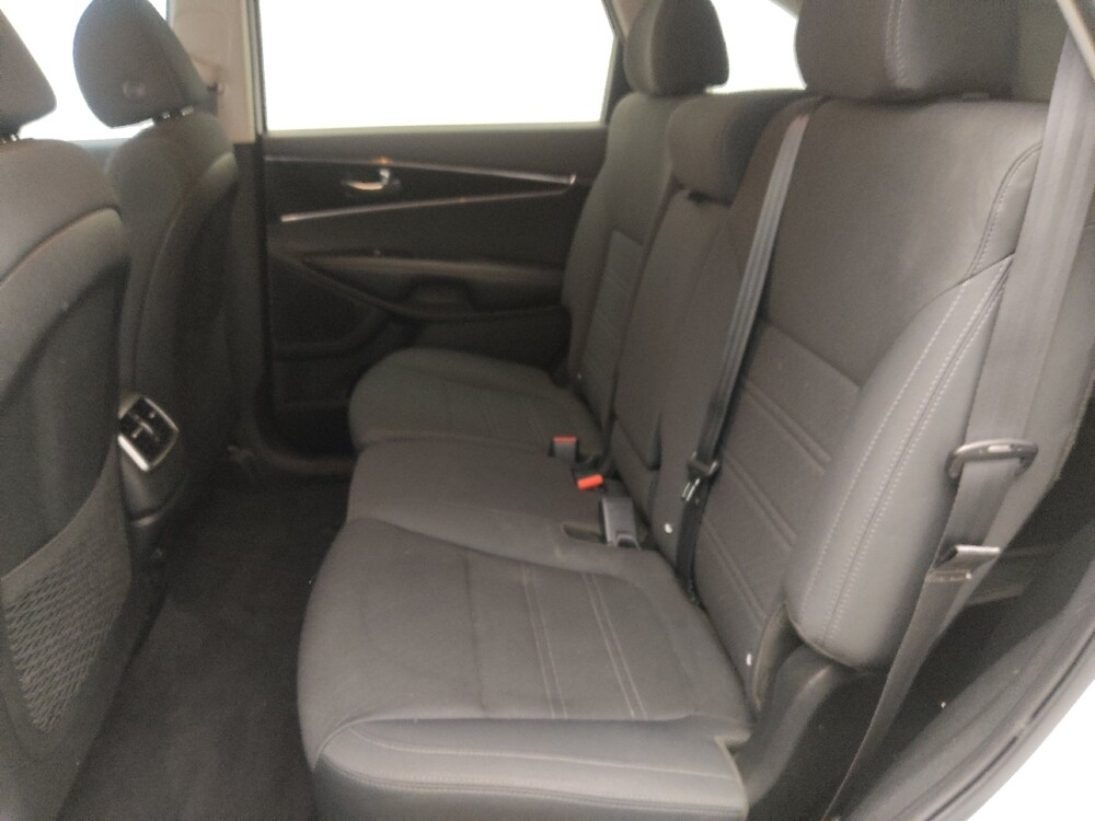 2020 Kia Sorento in Sanford, FL 32773 - 18130589 18