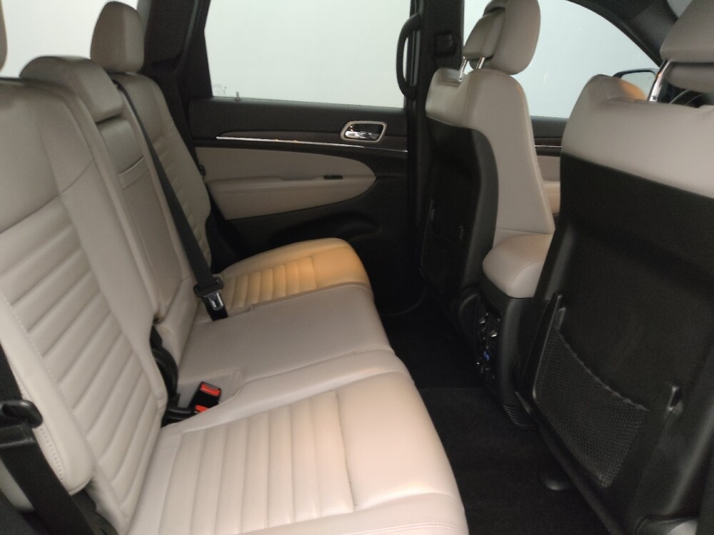 2018 Jeep Grand Cherokee in Kissimmee, FL 34744 - 18130597 19