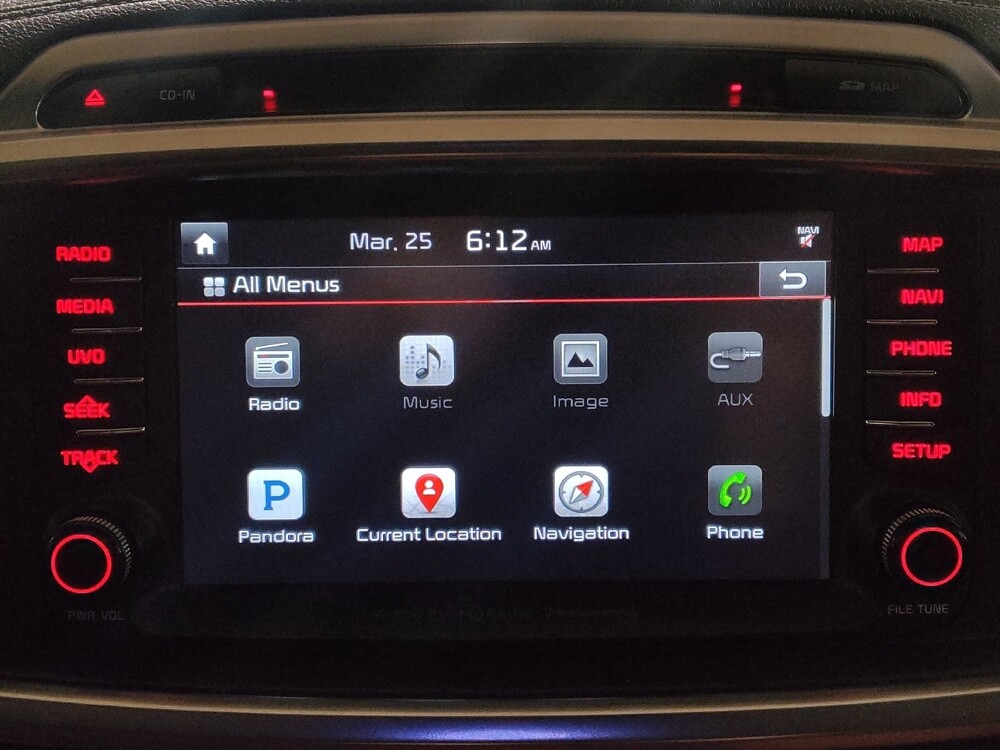 2018 Kia Sorento in Hialeah, FL 33014 - 18130600 25