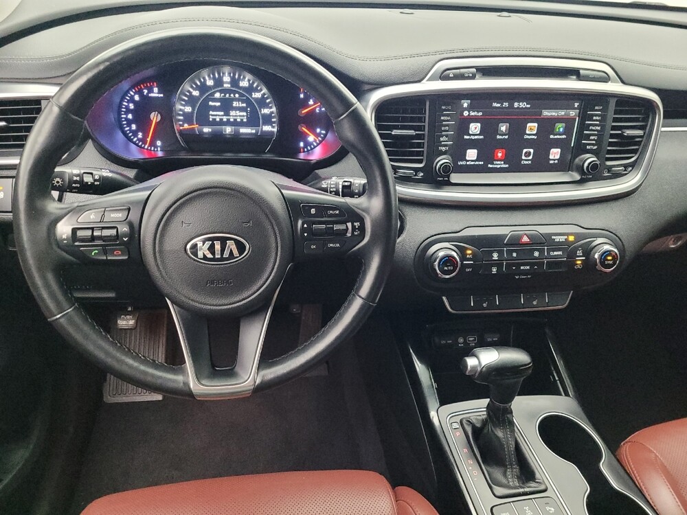 2018 Kia Sorento in Hialeah, FL 33014 - 18130600 22