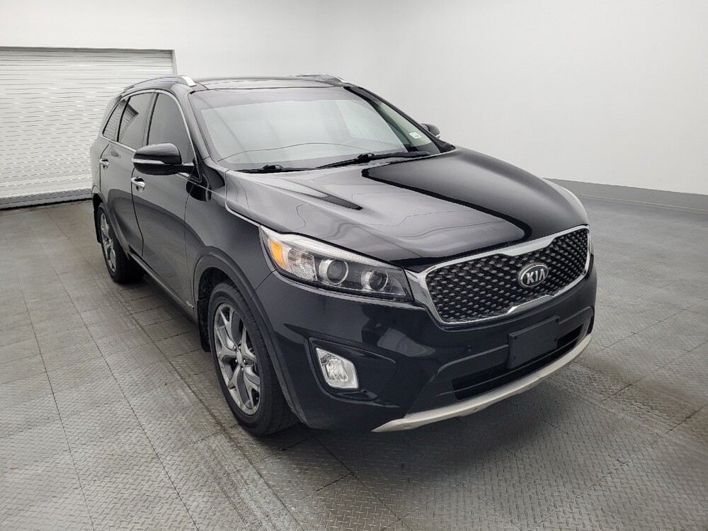 2018 Kia Sorento in Hialeah, FL 33014 - 18130600 14
