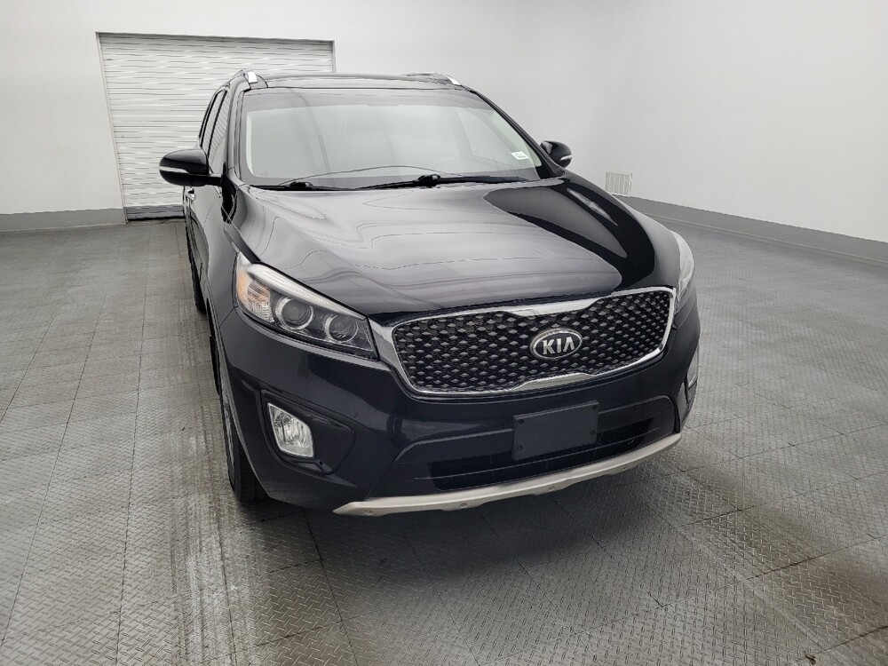2018 Kia Sorento in Hialeah, FL 33014 - 18130600 13