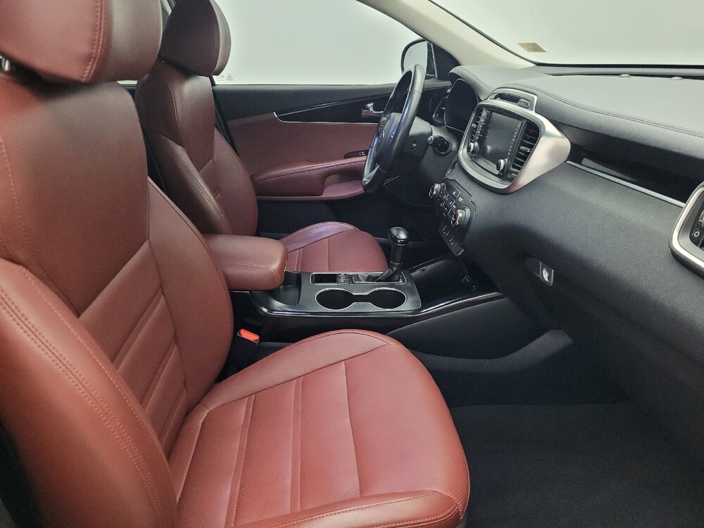 2018 Kia Sorento in Hialeah, FL 33014 - 18130600 21
