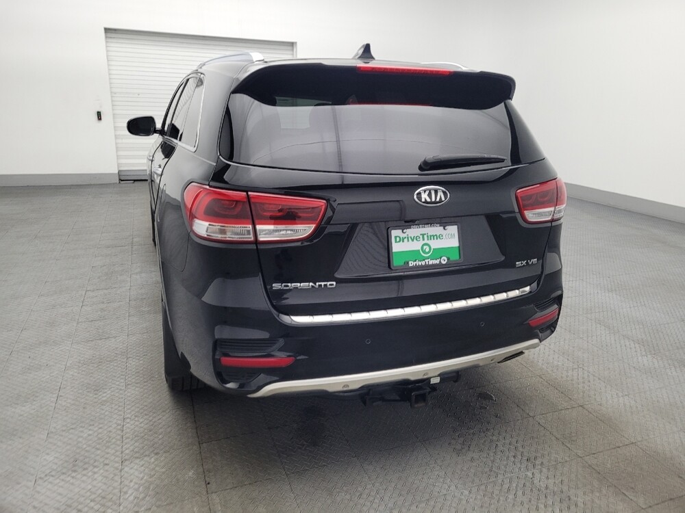 2018 Kia Sorento in Hialeah, FL 33014 - 18130600 6