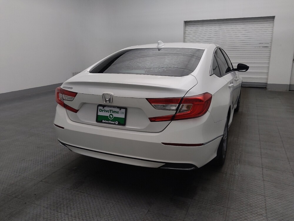 2018 Honda Accord in Hialeah, FL 33014 - 18130601 7