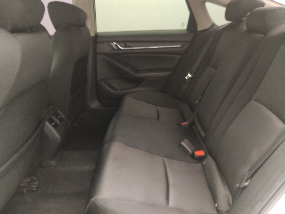 2018 Honda Accord in Hialeah, FL 33014 - 18130601 18