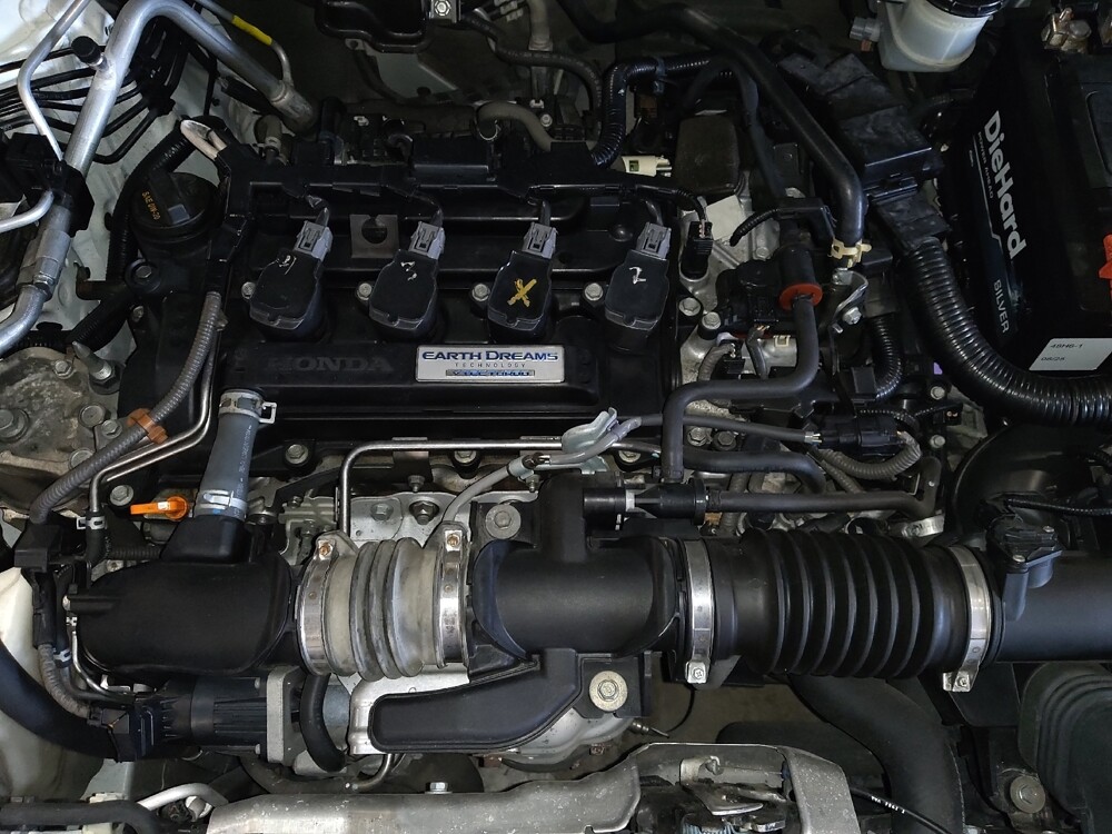 2018 Honda Accord in Hialeah, FL 33014 - 18130601 30