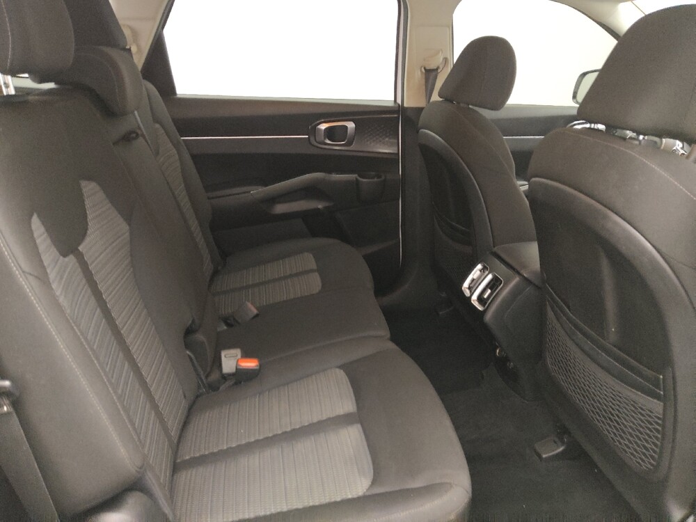 2021 Kia Sorento in Jacksonville, FL 32210 - 18130602 19