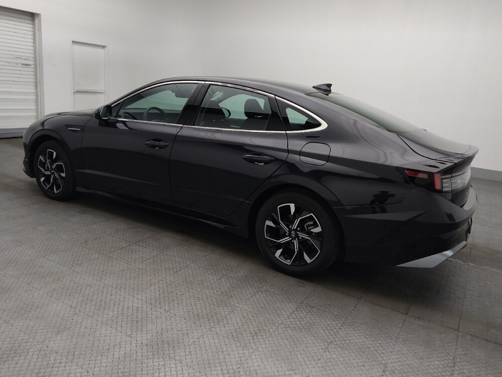 2025 Hyundai Sonata in Jacksonville, FL 32210 - 18130603 3