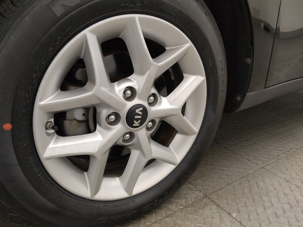 2020 Kia Soul in Jacksonville, FL 32210 - 18130609 31