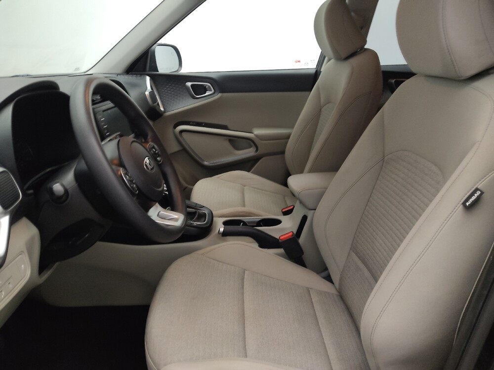 2020 Kia Soul in Jacksonville, FL 32210 - 18130609 17