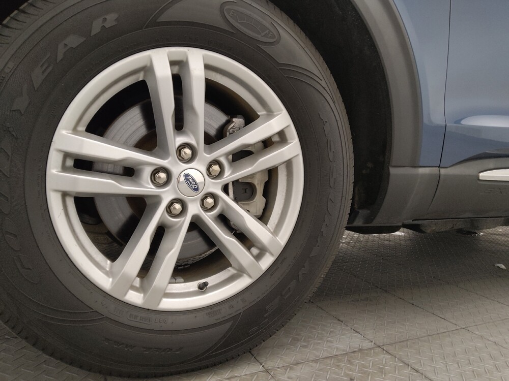 2020 Ford Explorer in Orlando, FL 32808 - 18130610 31