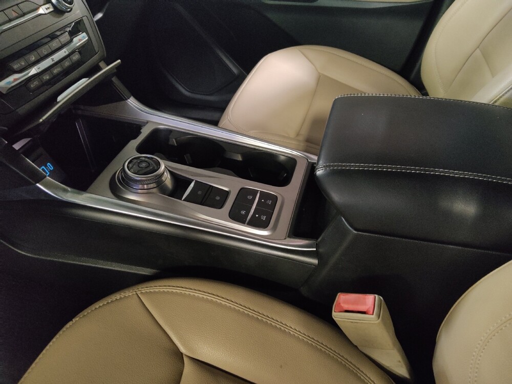 2020 Ford Explorer in Orlando, FL 32808 - 18130610 26