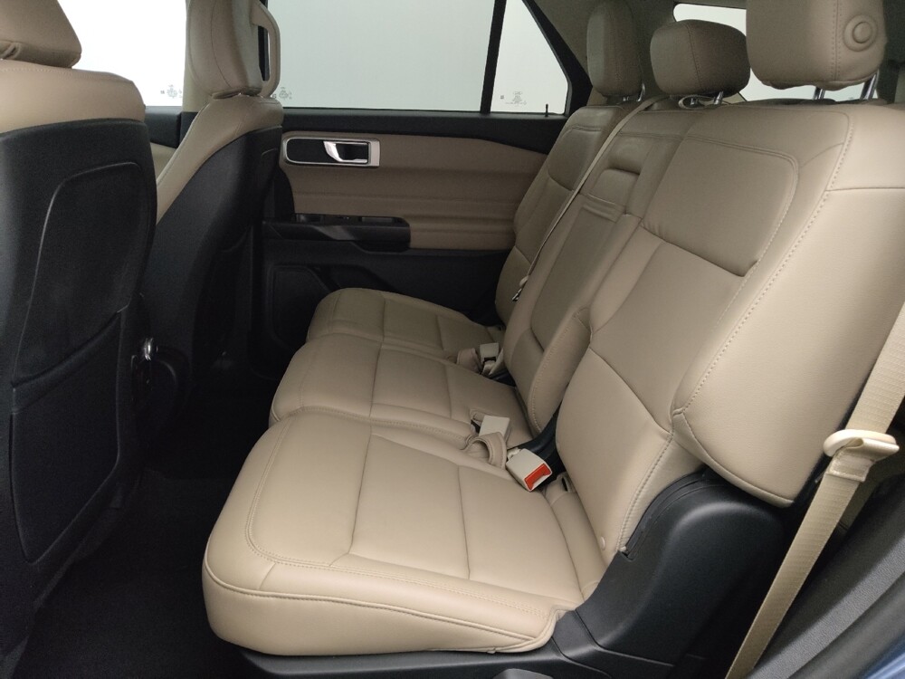 2020 Ford Explorer in Orlando, FL 32808 - 18130610 18