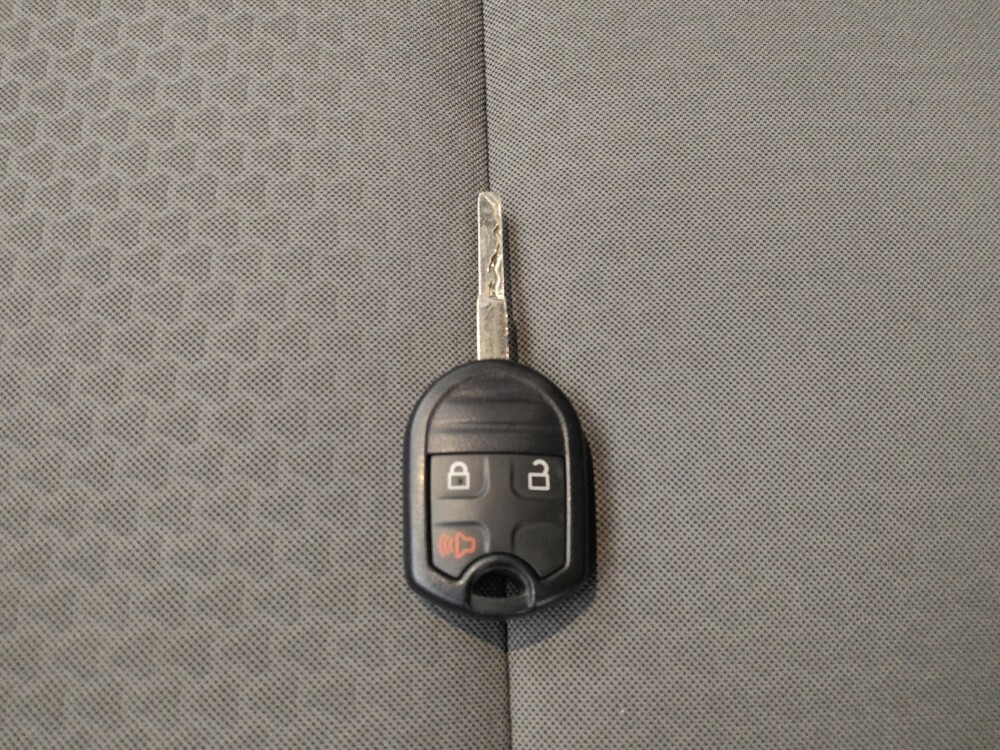 2018 Ford Escape in Kissimmee, FL 34744 - 18130616 32