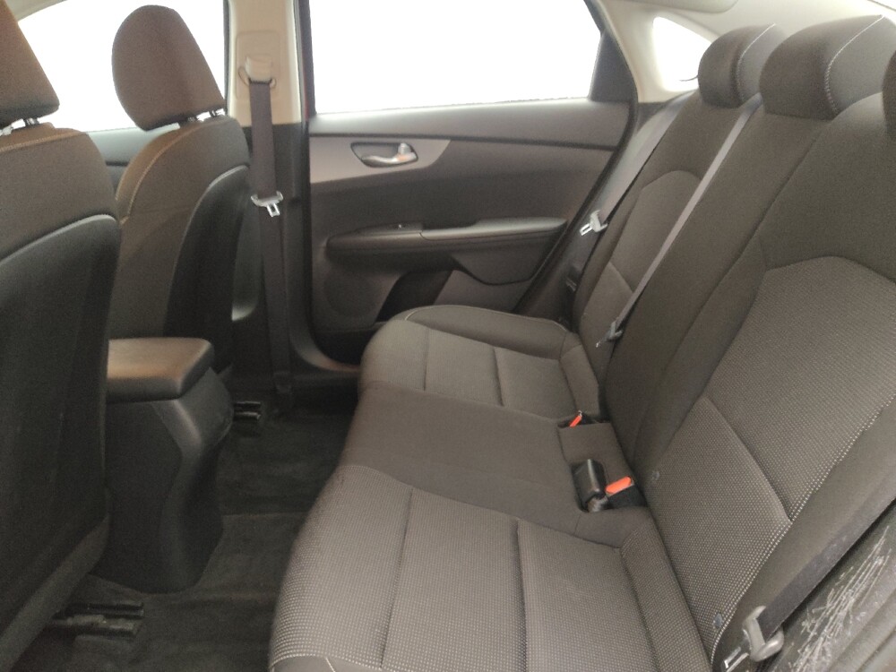 2020 Kia Forte in Jacksonville, FL 32210 - 18130618 18