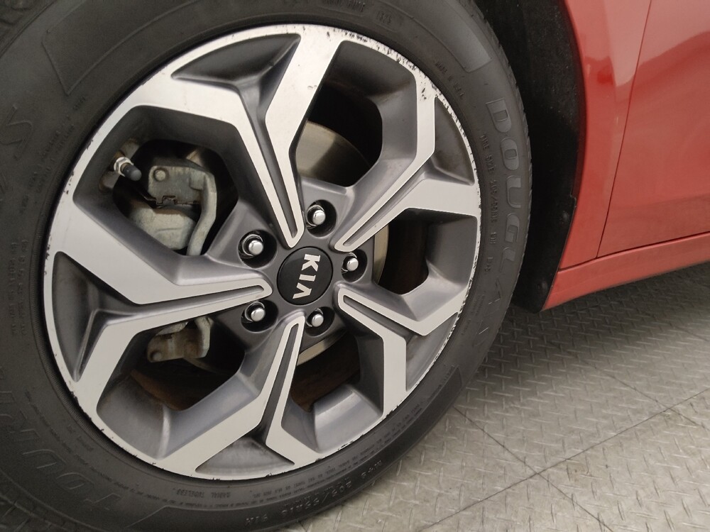 2020 Kia Forte in Jacksonville, FL 32210 - 18130618 31