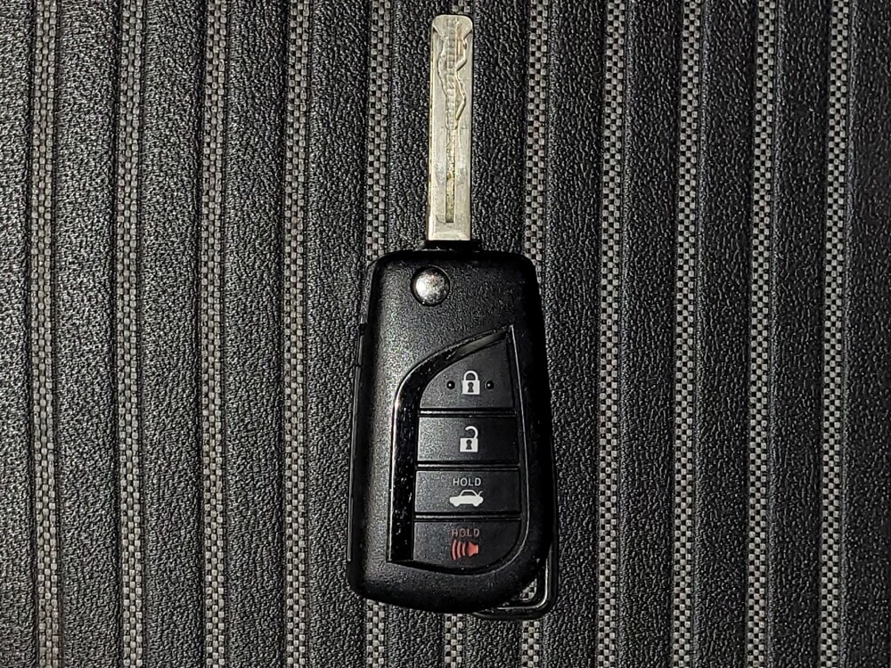 2019 Toyota Camry in Sanford, FL 32773 - 18130620 32