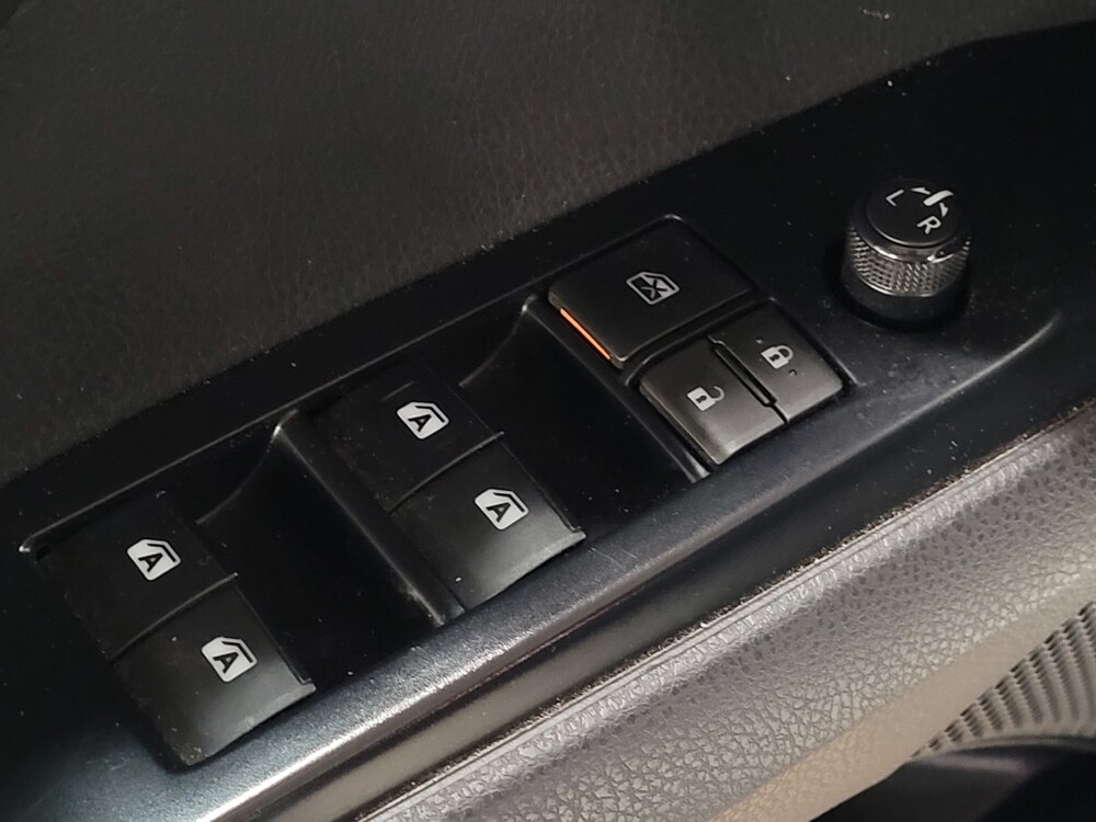 2019 Toyota Camry in Sanford, FL 32773 - 18130620 27