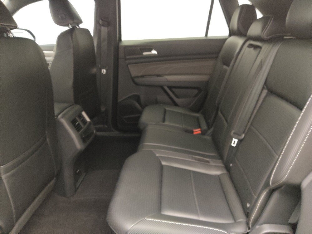 2022 Volkswagen Atlas in Orlando, FL 32808 - 18130621 18