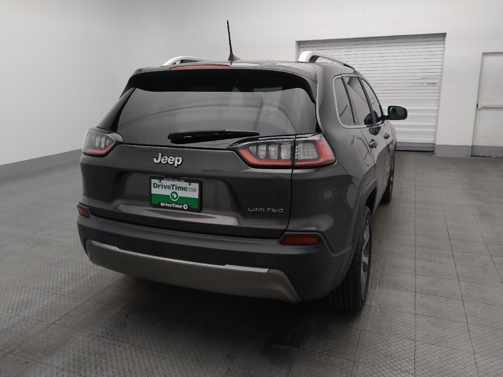 2019 Jeep Cherokee in Hialeah, FL 33014 - 18130624 7