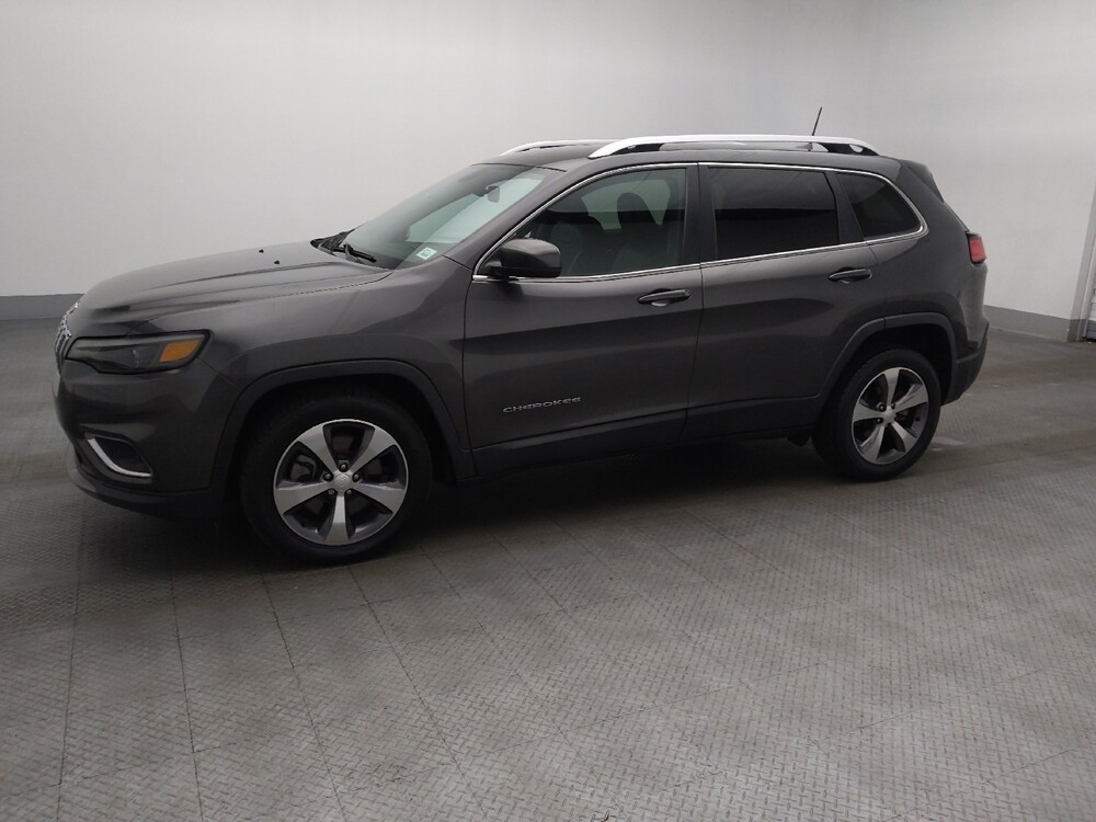2019 Jeep Cherokee in Hialeah, FL 33014 - 18130624 2