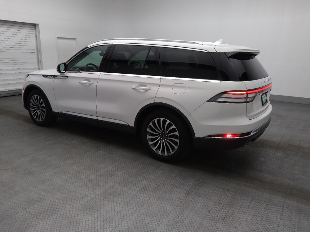 2020 Lincoln Aviator in Orlando, FL 32808 - 18130625 3