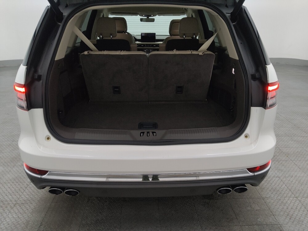 2020 Lincoln Aviator in Orlando, FL 32808 - 18130625 29