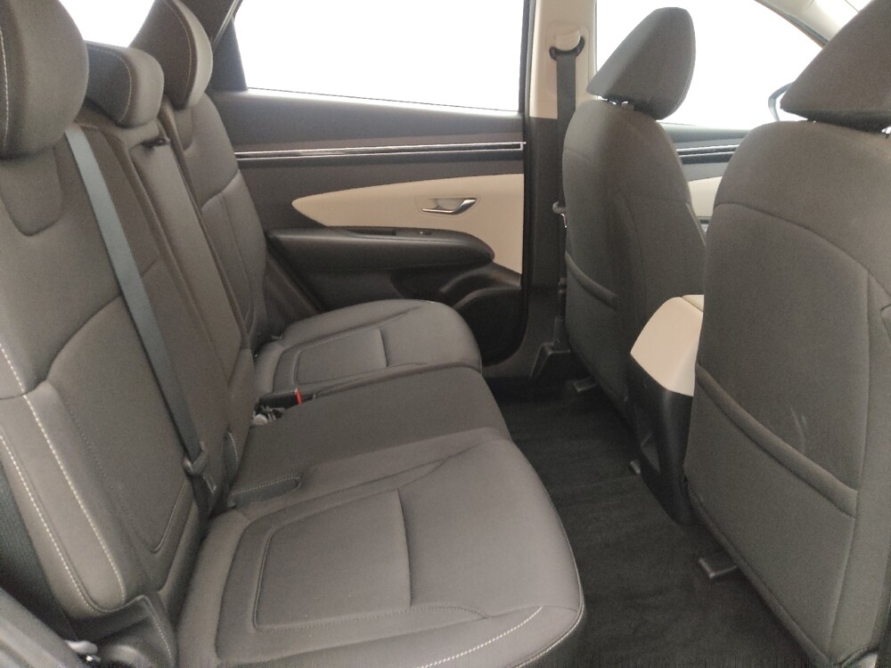 2023 Hyundai Tucson in Orlando, FL 32808 - 18130627 19