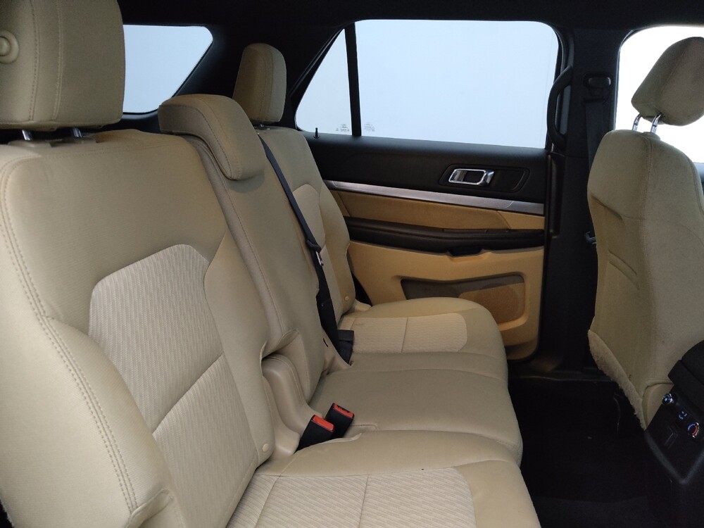 2016 Ford Explorer in Charleston, SC 29414 - 18130638 19