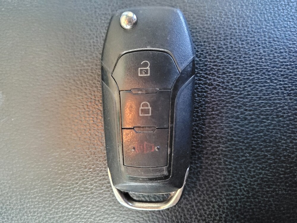 2016 Ford Explorer in Charleston, SC 29414 - 18130638 32