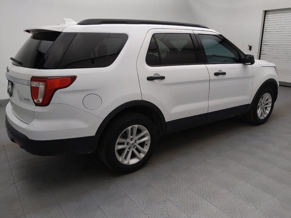 2016 Ford Explorer in Charleston, SC 29414 - 18130638 10