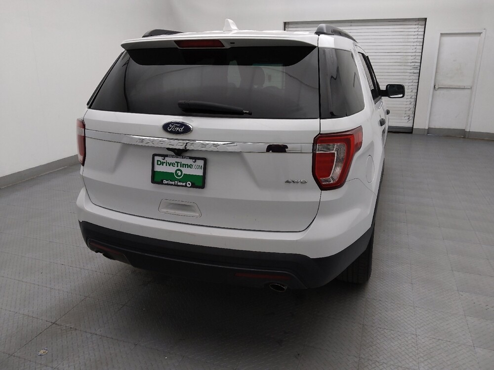 2016 Ford Explorer in Charleston, SC 29414 - 18130638 7