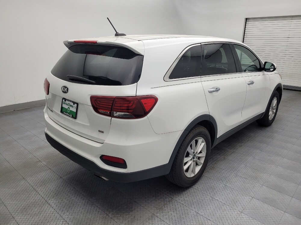 2020 Kia Sorento in Winston-Salem, NC 27103 - 18130652 9