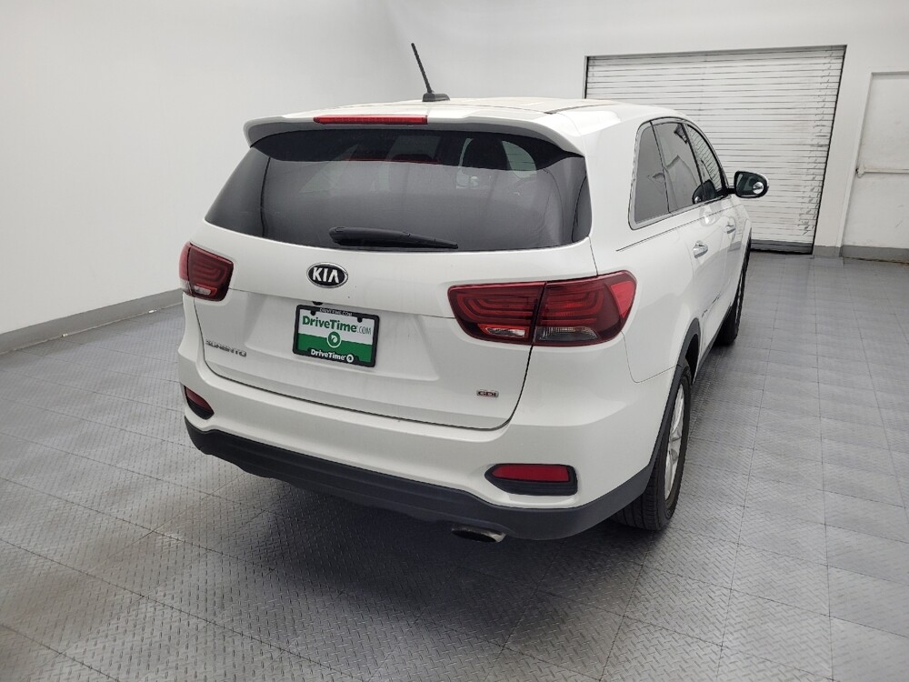 2020 Kia Sorento in Winston-Salem, NC 27103 - 18130652 7