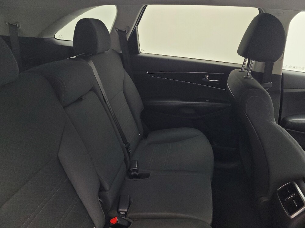 2020 Kia Sorento in Winston-Salem, NC 27103 - 18130652 19