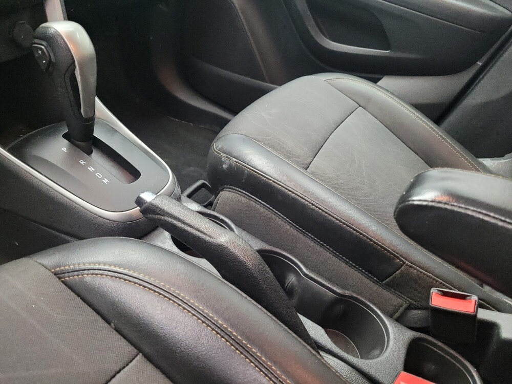 2018 Chevrolet Trax in Memphis, TN 38115 - 18130672 26