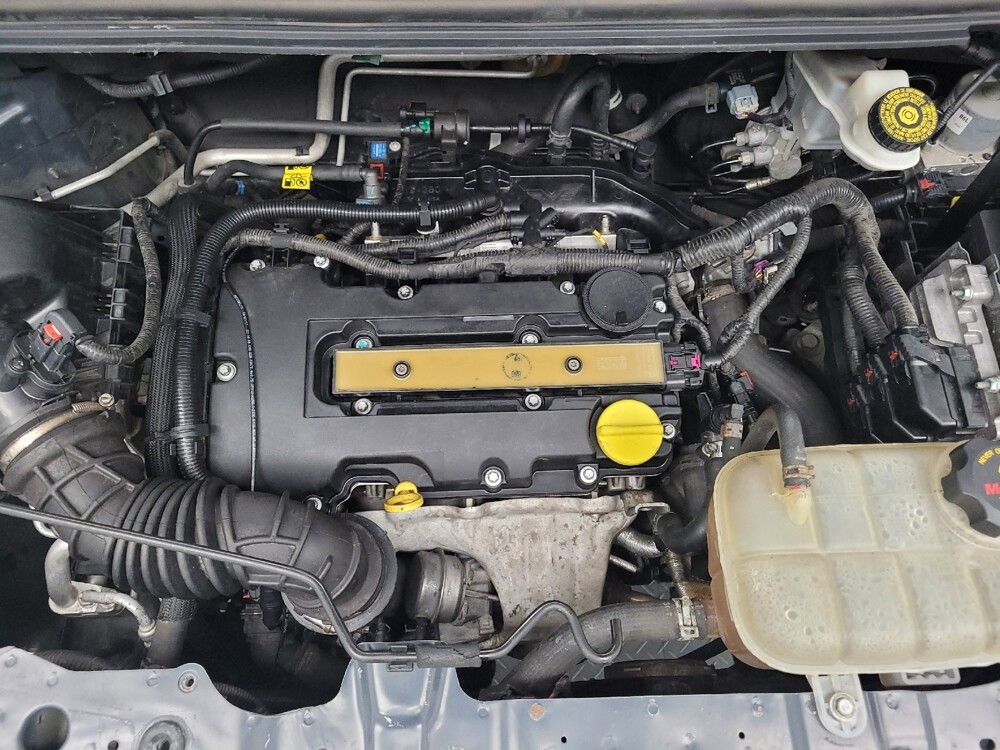 2018 Chevrolet Trax in Memphis, TN 38115 - 18130672 31