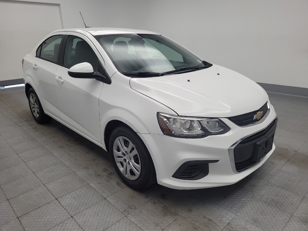 2018 Chevrolet Sonic in Memphis, TN 38115 - 18130673 13