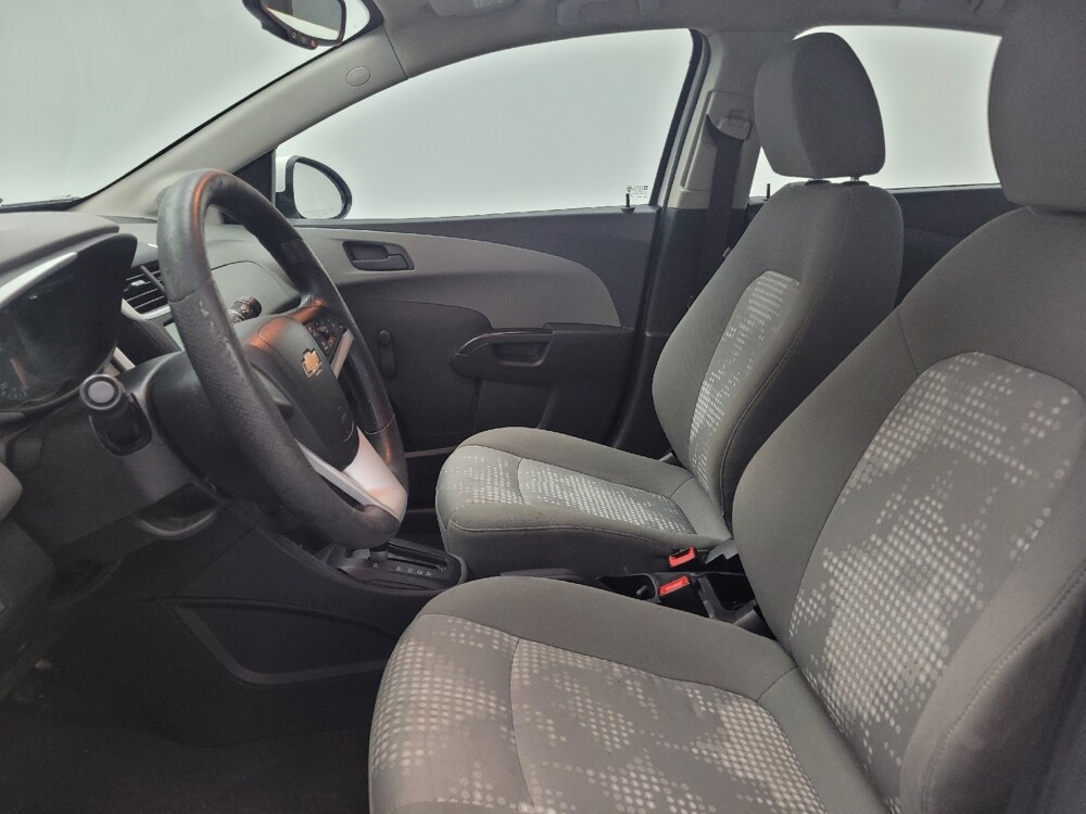 2018 Chevrolet Sonic in Memphis, TN 38115 - 18130673 17