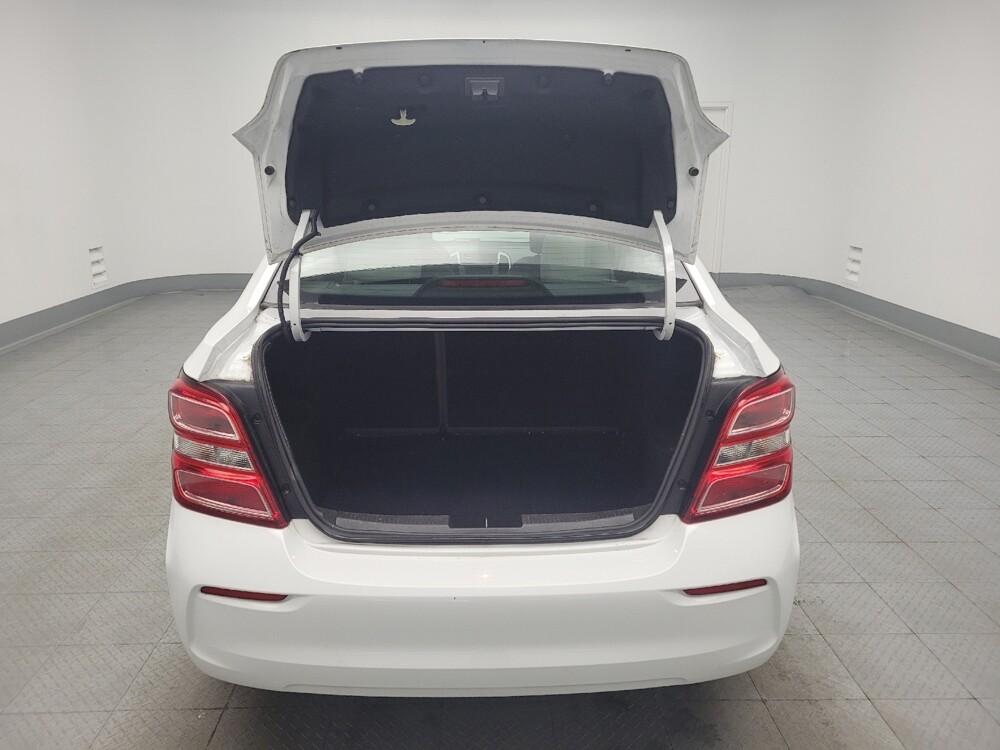 2018 Chevrolet Sonic in Memphis, TN 38115 - 18130673 29