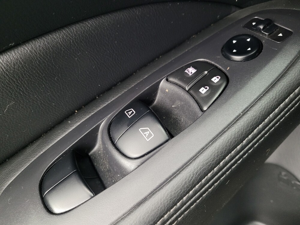 2020 Nissan Pathfinder in Memphis, TN 38115 - 18130674 27