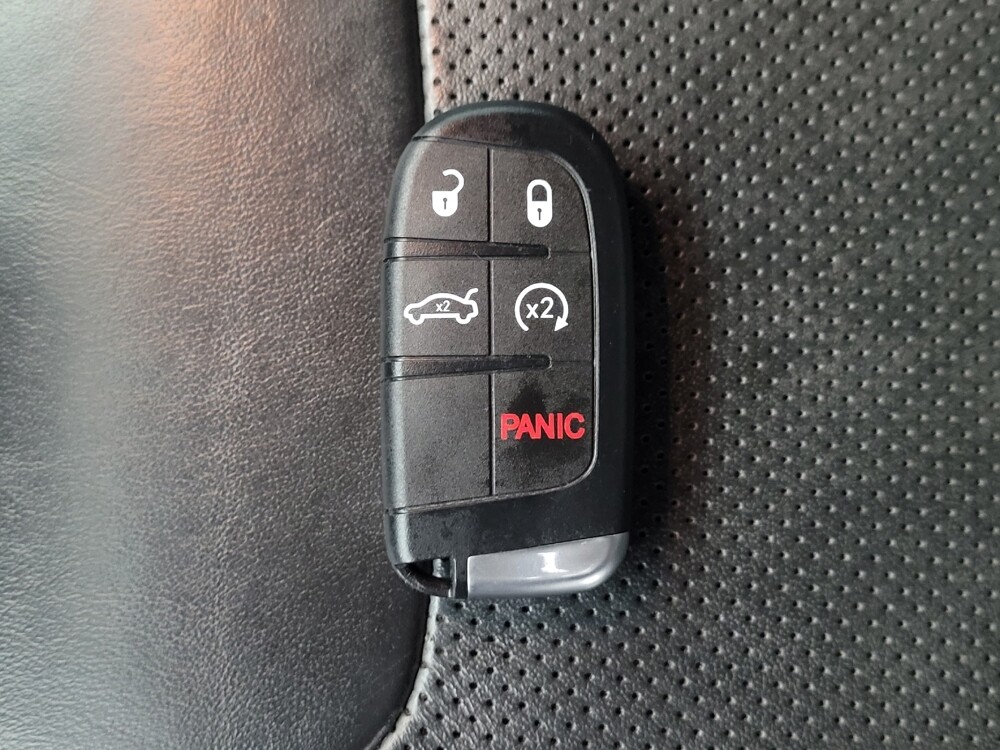 2020 Jeep Cherokee in Huntsville, AL 35816 - 18130680 32