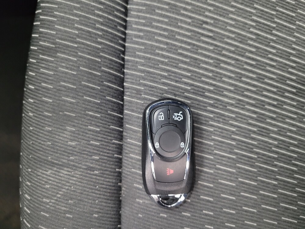 2025 Chevrolet Equinox in Memphis, TN 38115 - 18130681 32