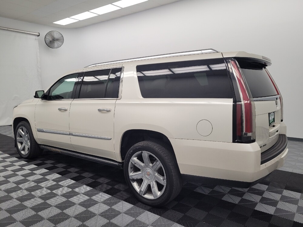2015 Cadillac Escalade ESV in Houston, TX 77060 - 18130688 3